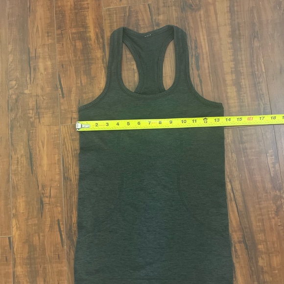 LULULEMON Swiftly Tech RacerBack - Picture 6 of 8